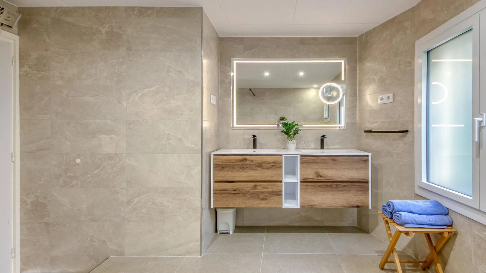 Holiday Home Solberg By Interhome Roses Spanien